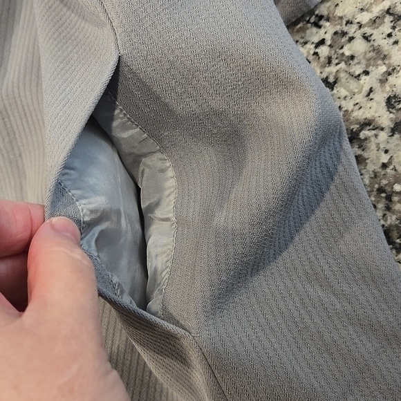 LAFAYETTE 148 RIBBED 1 BUTTON BLAZER. SIZE 14. GREY. - Picture 8 of 11